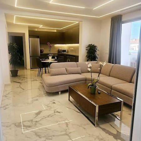 Deluxe Apartment Paphos Eksteriør billede