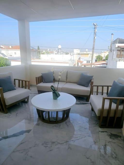 Deluxe Apartment Paphos Eksteriør billede