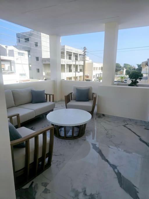 Deluxe Apartment Paphos Eksteriør billede