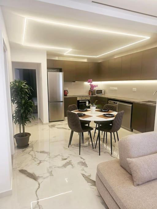 Deluxe Apartment Paphos Eksteriør billede